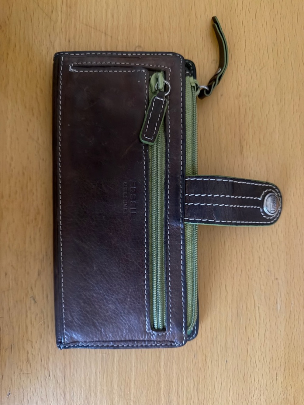 Fossil Brown Leather Wallet with Green Accent Stitching - Picture 3 of 4